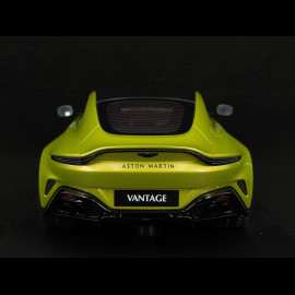 Aston Martin V12 Vantage Cosmopolitan Yellow 2024 1/18 GT Spirit GT514