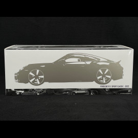 Porsche 911 Sport Classic Type 992 2022 Metallic Green / White Stripes 1/18 Minichamps 110069204
