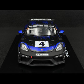 Exemplar Nr. 2/300 Porsche 718 Cayman GT4 RS Clubsport Typ 982 2023 Violett / Schwarz 1/18 Spark WAP0214150PCAY