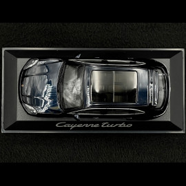 Porsche Cayenne Turbo mark III 2018 moonlight blue 1/43 Minichamps WAP0203120J