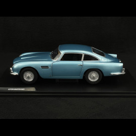 Aston Martin DB5 1964 Metallic Blau 1/18 Solido S1807104