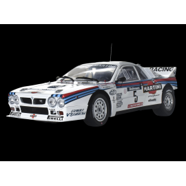 Kit Lancia 037 n° 5 1980 Rallye Martini Racing 1/8 Bausatz Ixo Models