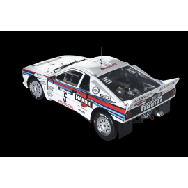 Kit Lancia 037 n° 5 1980 Rallye Martini Racing 1/8 Bausatz Ixo Models