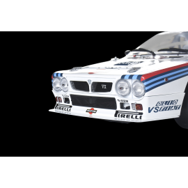 Kit Lancia 037 n° 5 1980 Rallye Martini Racing 1/8 Ixo Models