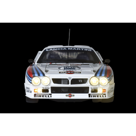 Kit Lancia 037 n° 5 1980 Rallye Martini Racing 1/8 Bausatz Ixo Models
