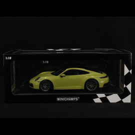 Porsche 911 Carrera Coupé Type 992.2 2024 Karthago-Gelb Minichamps 155064021