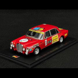 Mercedes-Benz 300 SEL 6.8 AMG n° 1 24h Nürburgring 1972 1/43 Spark SG940