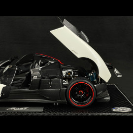 Pagani Zonda Cinque Roadster 2009 Benny White 1/18 BBR Models 850611021DIE