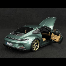 Porsche 911 GT3 Touring Typ 992 2021 Malachitgrün 1/18 Norev 187382
