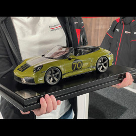 Porsche 911 Spirit 70 Type 992 Cabriolet 2025 Olive Neo 1/12 Spark WAP0230500SGTS