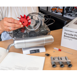 Porsche 911 Flat-6 engine kit with sound and light 1/3 English German