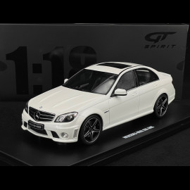 Mercedes-Benz C63 AMG 2007 Diamond White 1/18 GT Spirit GT928