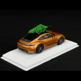 Porsche 911 Carrera S Type 922.2 2024 mit Weihnachtsbaum Nordic Gold Metallic 1/43 Spark WAP0200230T911