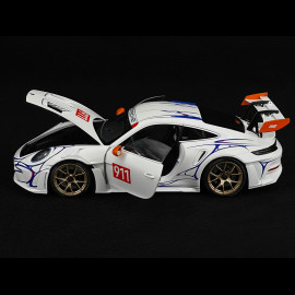 Porsche 911 GT3 RS Type 992 n° 911 2023 Weiß / Orange Dekor 1/18 Minichamps 110062041