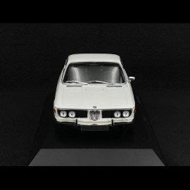BMW 2800 CS 1968 Weiß 1/18 Minichamps 155028030 BMW 2800 CS 1968 Weiß 1/18 Minichamps 155028030