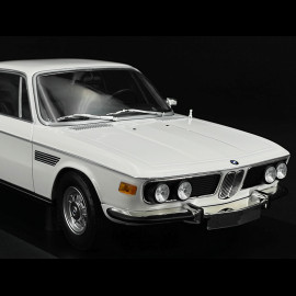 BMW 2800 CS 1968 Weiß 1/18 Minichamps 155028030 BMW 2800 CS 1968 Weiß 1/18 Minichamps 155028030