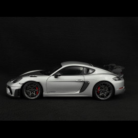 Porsche Cayman GT4 RS Pack Weissach 2024 Silver Grey Metallic 1/18 Minichamps 110062122 Porsche Cayman GT4 RS Pack Weissach 2024 Silver Grey Metallic 1/18 Minichamps 110062122