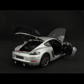 Porsche Cayman GT4 RS Pack Weissach 2024 Silver Grey Metallic 1/18 Minichamps 110062122 Porsche Cayman GT4 RS Pack Weissach 2024 Silver Grey Metallic 1/18 Minichamps 110062122