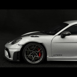 Porsche Cayman GT4 RS Pack Weissach 2024 Silver Grey Metallic 1/18 Minichamps 110062122 Porsche Cayman GT4 RS Pack Weissach 2024 Silver Grey Metallic 1/18 Minichamps 110062122