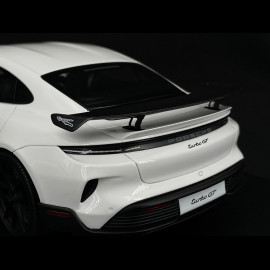Porsche 911 Taycan Turbo GT 2024 White 1/18 Minichamps 117069404 Porsche 911 Taycan Turbo GT 2024 White 1/18 Minichamps 117069404