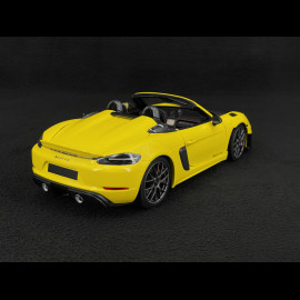 Porsche 718 Spyder RS Weissach Package 2024 Racing Yellow 1/18 Minichamps 110063132