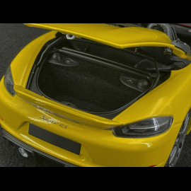 Porsche 718 Spyder RS Weissach Package 2024 Racing Yellow 1/18 Minichamps 110063132