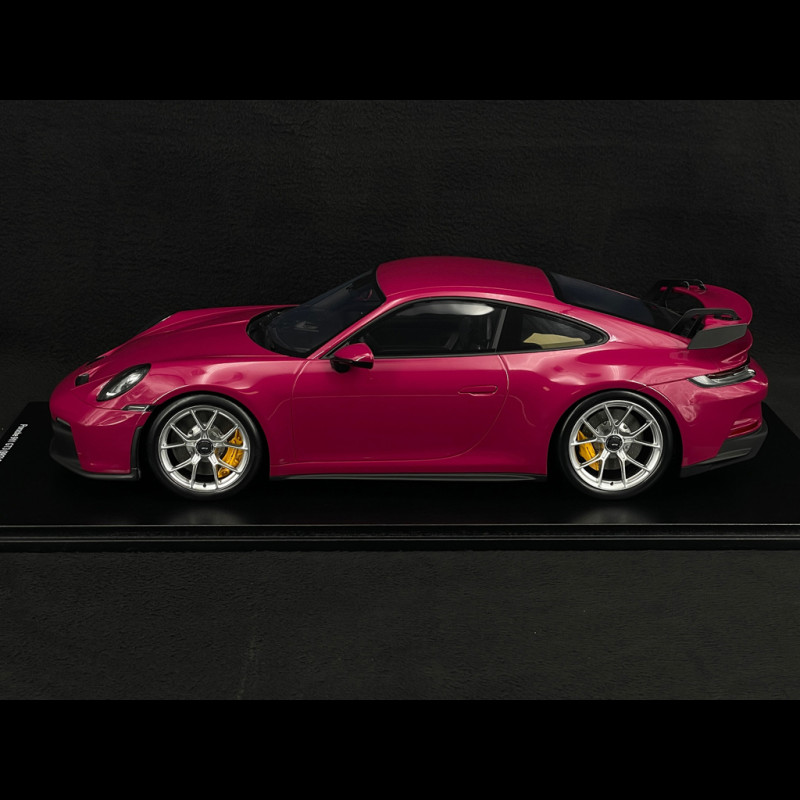 Porsche 911 GT3 Typ 992 2021 Rubis-Stern 1/12 Schuco 450047300