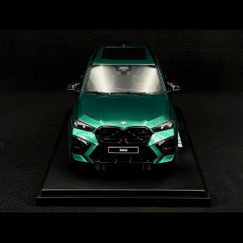 BMW X5 M Competition 2023 Isle of Man Grün 1/18 GT Spirit GT490