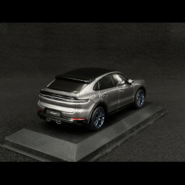 Porsche Cayenne Turbo GT Coupe 2024 Metallic-Quarzgrau 1/43 Solido WAP0200330RCAY