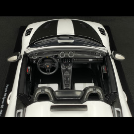 Porsche 718 Spyder RS Type 982 2023 White 1/12 Schuco 12U00012