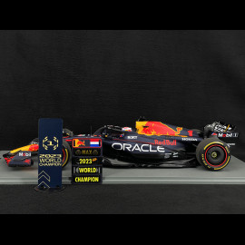 Max Verstappen Red Bull RB19 n° 1 Winner World Championship 2023 F1 1/12 Spark 12S040