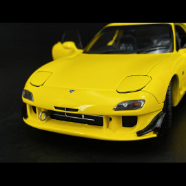 Mazda RX-7 FD3RS Streetfighters 1994 Gelb 1/18 Solido S1810603