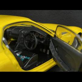 Mazda RX-7 FD3RS Streetfighters 1994 Gelb 1/18 Solido S1810603