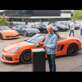 Porsche Boxster Spyder Typ 981 "Nemo" 2016 RS Selection x Spark Gulforange 1/18 Spark 18RSF006