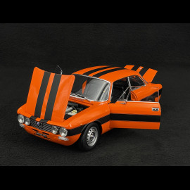Alfa Romeo 2000 GTV 1973 Orange 1/18 Norev 187918