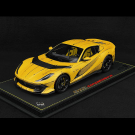 Ferrari 812 Competizione 2023 Skizzen-Spezialpaket Giallo Tristrato 1/18 BBR Models P18207ART