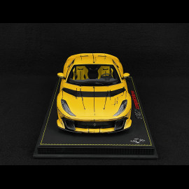 Ferrari 812 Competizione 2023 Skizzen-Spezialpaket Giallo Tristrato 1/18 BBR Models P18207ART