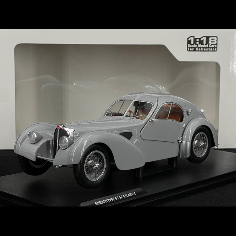 Bugatti Atlantic Type 57 SC 1937 Matt Silber 1/18 Solido S1802106