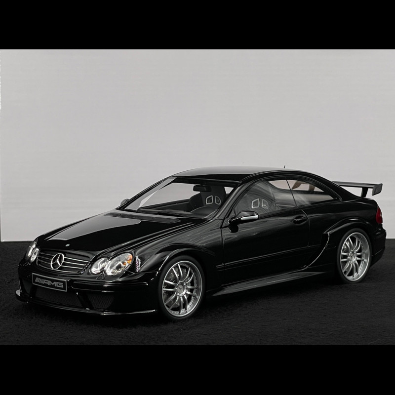 Mercedes-Benz C209 CLK DTM AMG Coupé 2004 Obsidian Schwarz Metallisch 1/18 Ottomobile OT1191