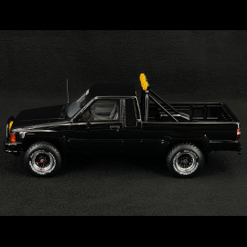 Toyota Hilux SR5 1985 Glossy Black 1/18 Ottomobile OT481B