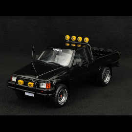 Toyota Hilux SR5 1985 Glossy Black 1/18 Ottomobile OT481B