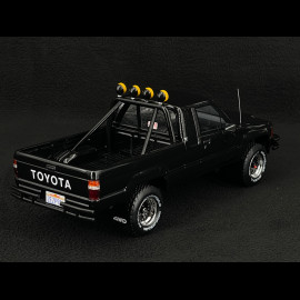 Toyota Hilux SR5 1985 Glänzendes Schwarz 1/18 Ottomobile OT481B