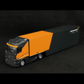 Lando Norris McLaren MCL38 n° 4 With Truck Mercedes-Benz Actros 2 F1 2024 1/43 Bburago 38401