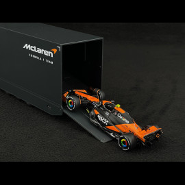 Lando Norris McLaren MCL38 n° 4 Mit LKW Mercedes-Benz Actros 2 F1 2024 1/43 Bburago 38401
