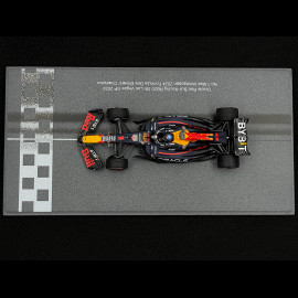 Max Verstappen Red Bull RB20 n° 1 Winner World Championship 2024 F1 + Pit Board 1/43 Spark S9547