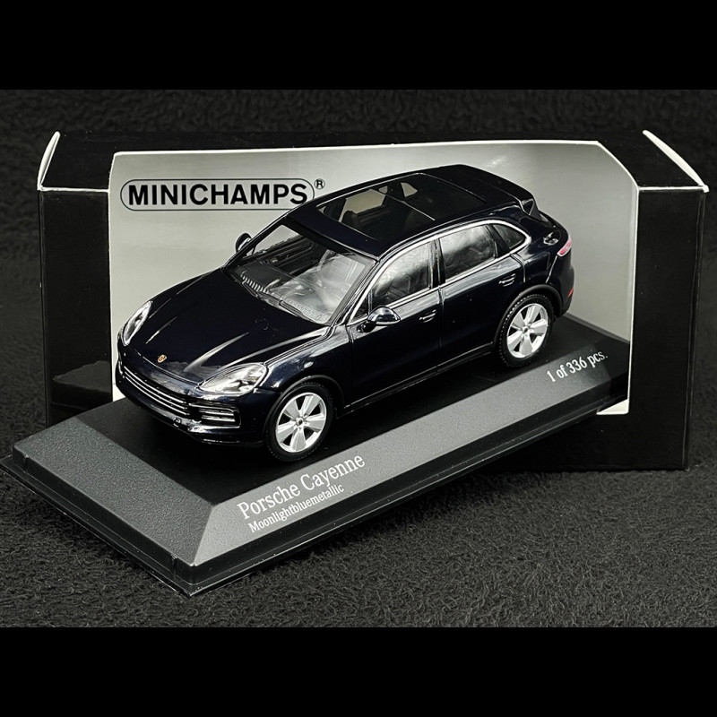 Porsche Cayenne 2017  Mondlichtblau 1/43 Minichamps 410066300
