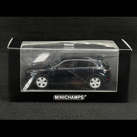 Porsche Cayenne 2017  Mondlichtblau 1/43 Minichamps 410066300