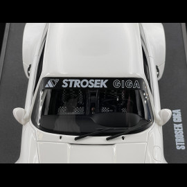 Porsche 911 Strosek Giga 2024 Weiß 1/18 GT Spirit GT525