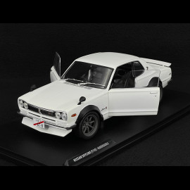 Nissan Skyline C10 Hakosuka Works 1970 White Pearl 1/18 Solido S1813001