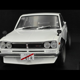 Nissan Skyline C10 Hakosuka Works 1970 Perlweiß  1/18 Solido S1813001
